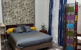 Une Chouette Maison