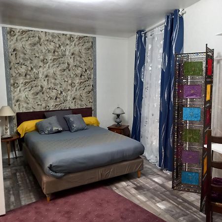 Une Chouette Maison Arcay  Extérieur photo