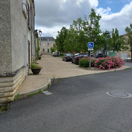 Une Chouette Maison Arcay  Extérieur photo